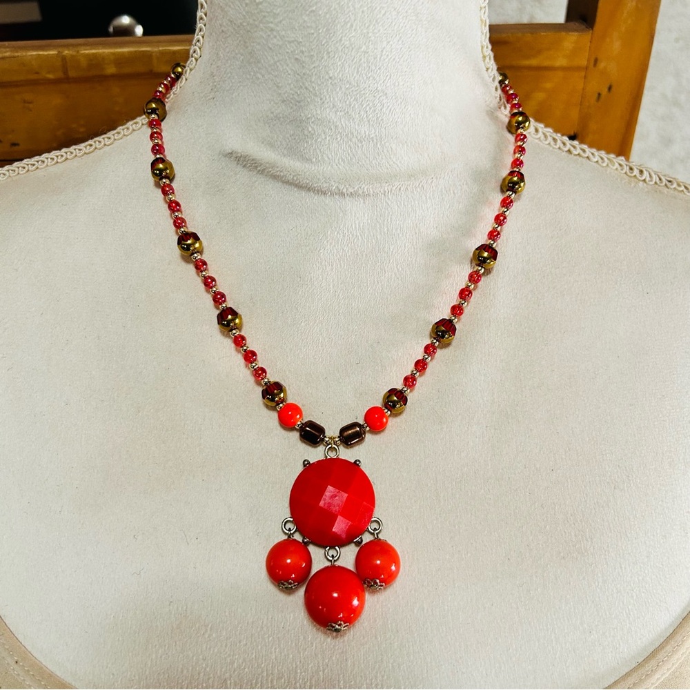 Handcrafted salamander orange dangle bead pendant necklace